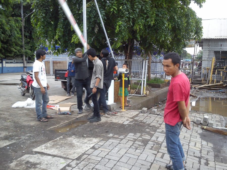 Palang Parkir PT Pelindo Makassar