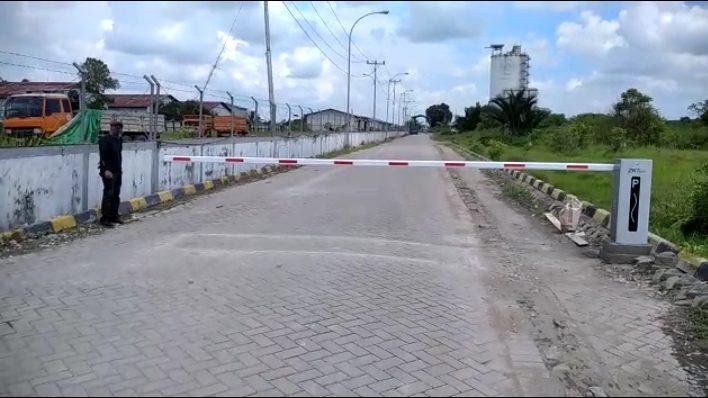 Palang Parkir Semen Indonesia