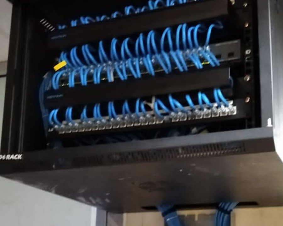 LAN